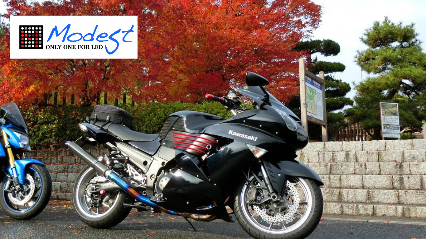 ZZR1400外観