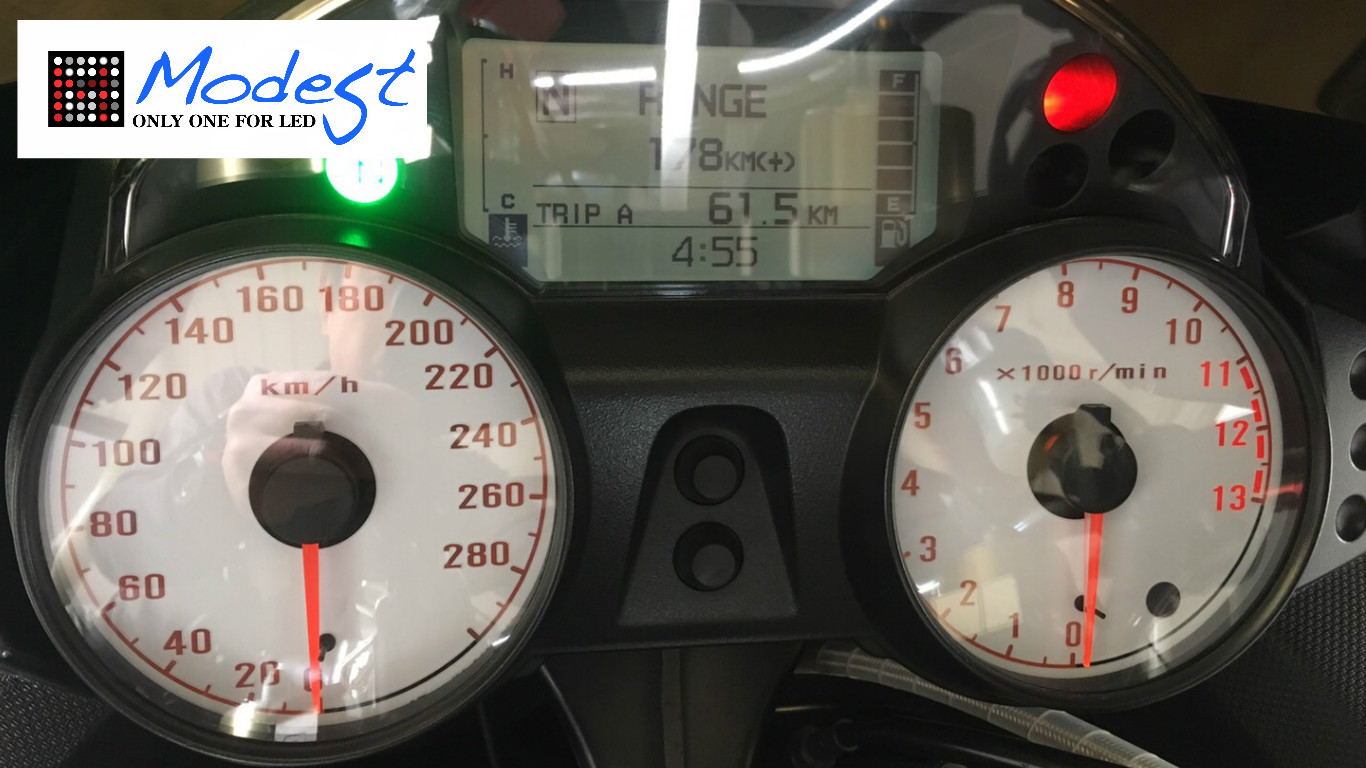 ZZR1400メーターカスタムLED純正昼間