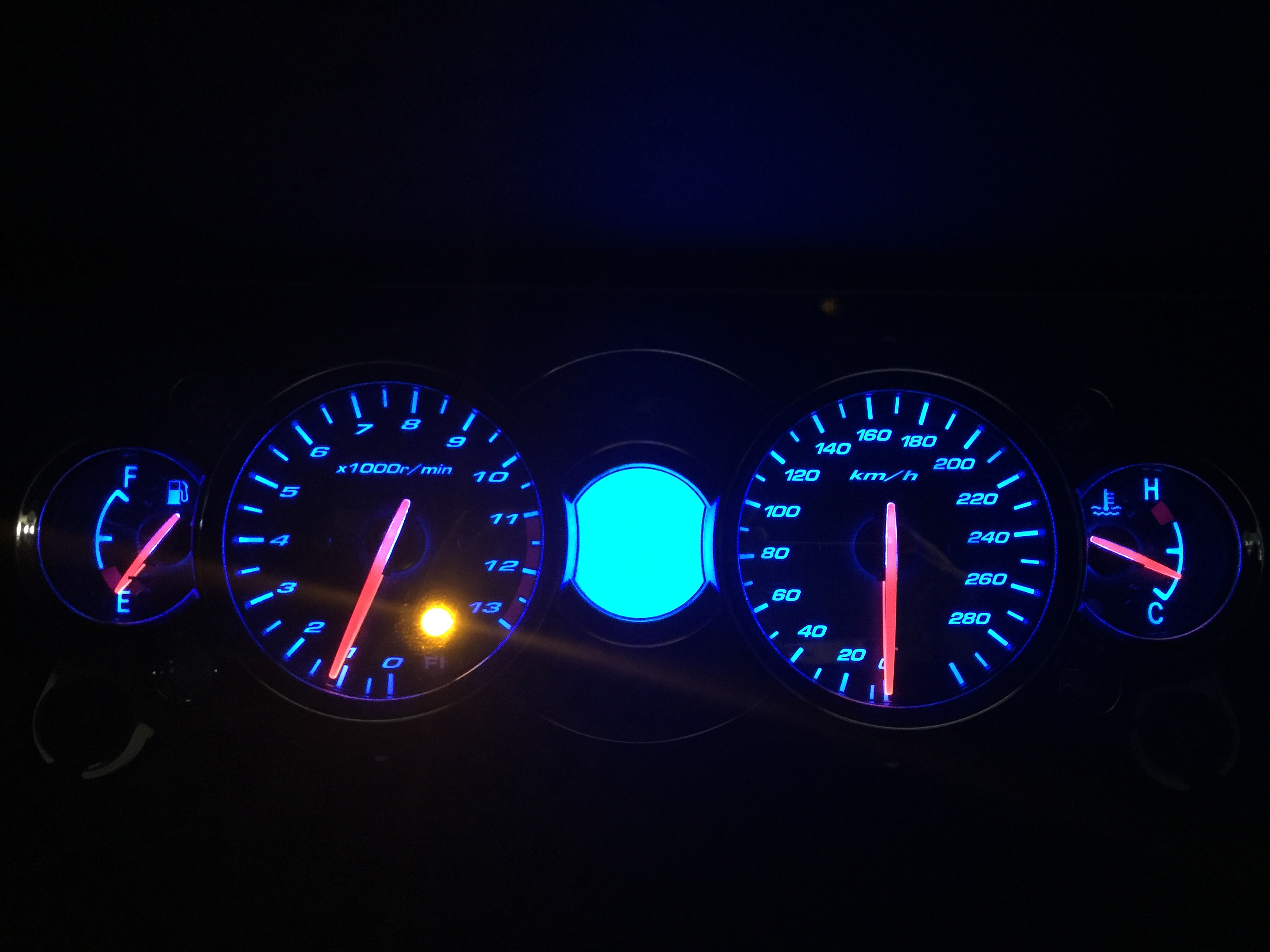 GSX1300R隼(ハヤブサ)メーターLEDカスタム打ち替え(オールブルー)
