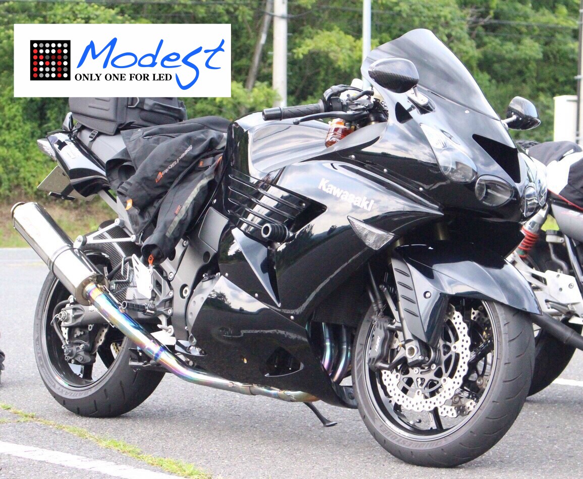 ZZR1400車体